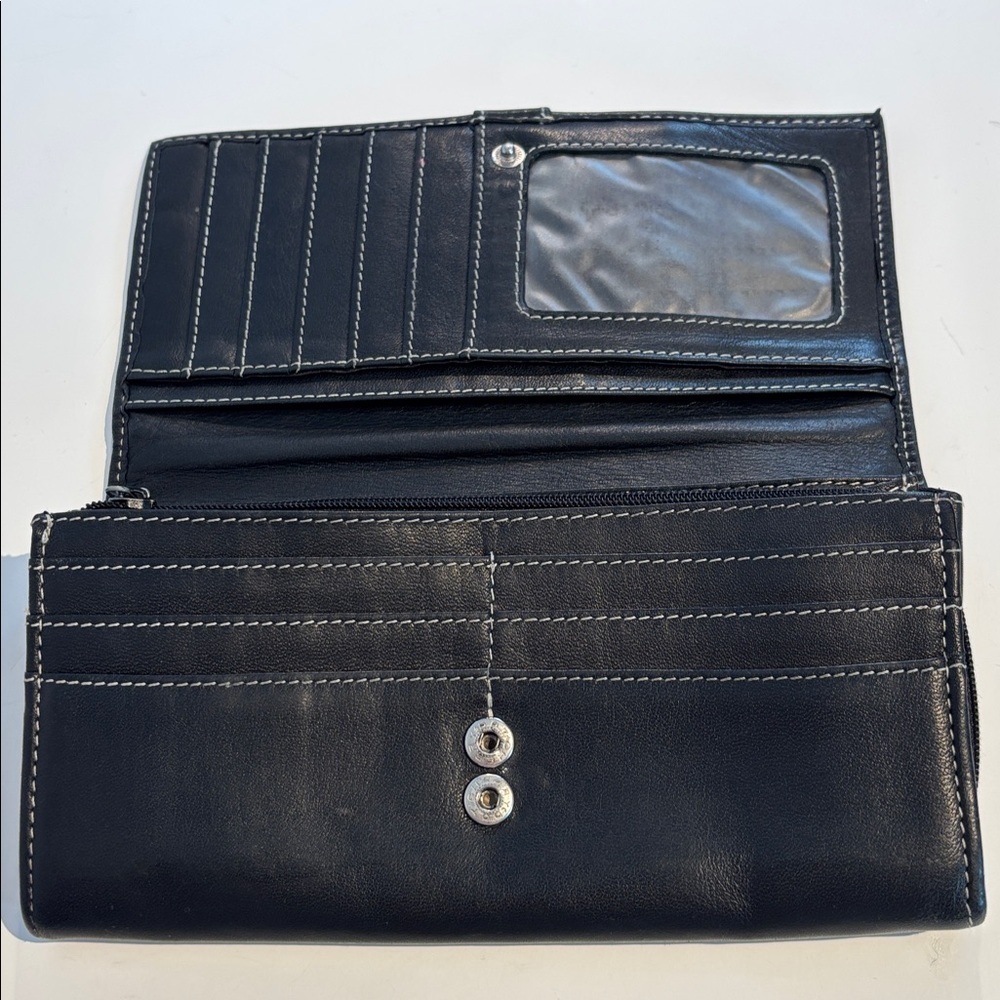 Tignanello buttery- soft black leather bifold wallet - Picture 3 of 11